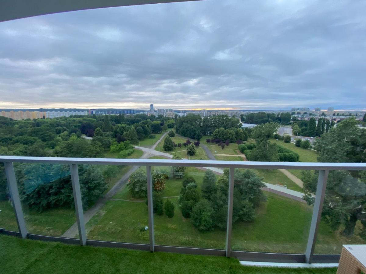 Apartament Przy Plazy De Luxe 70M2 Lägenhet Gdańsk Exteriör bild